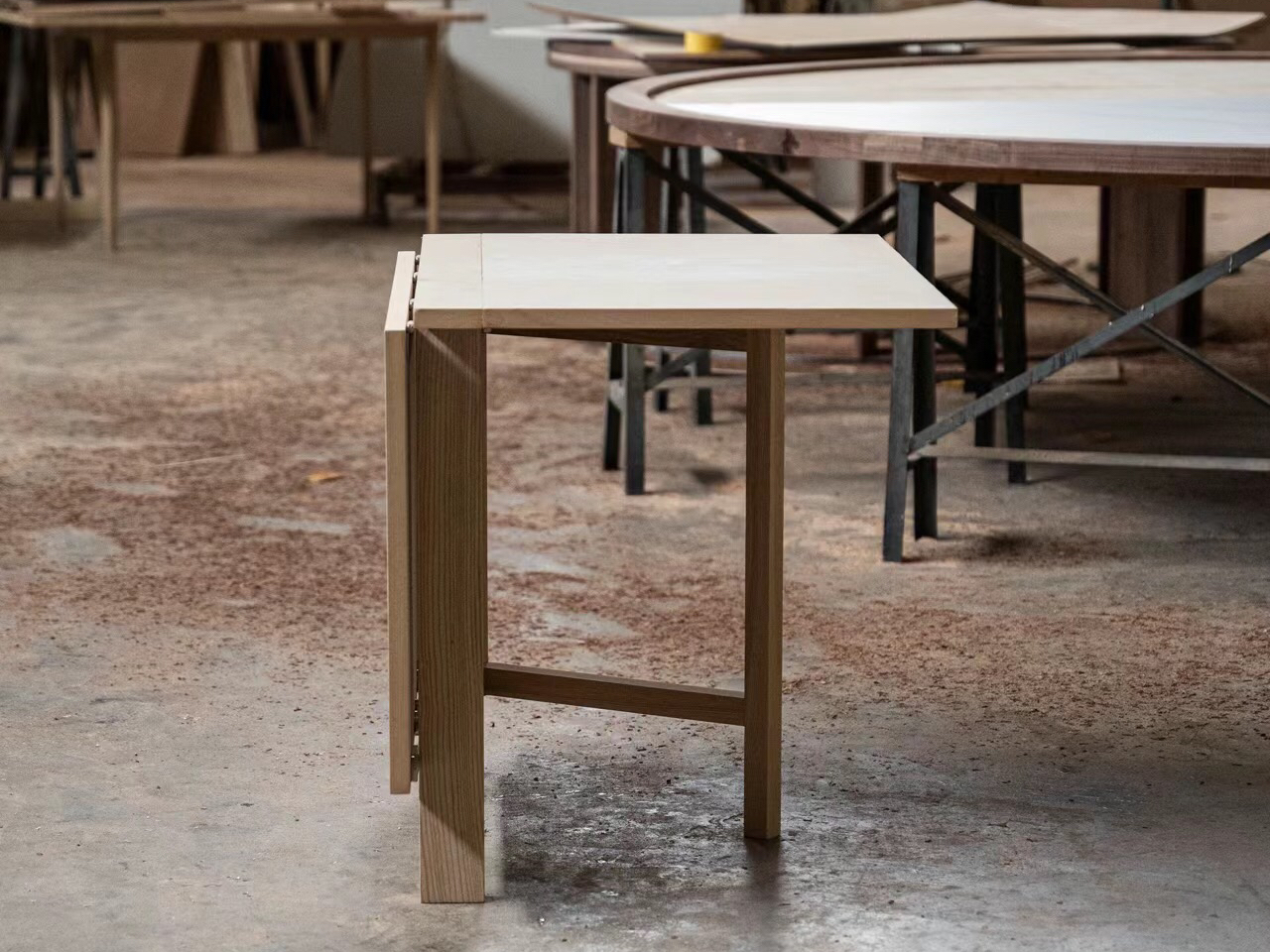 wooden folding table