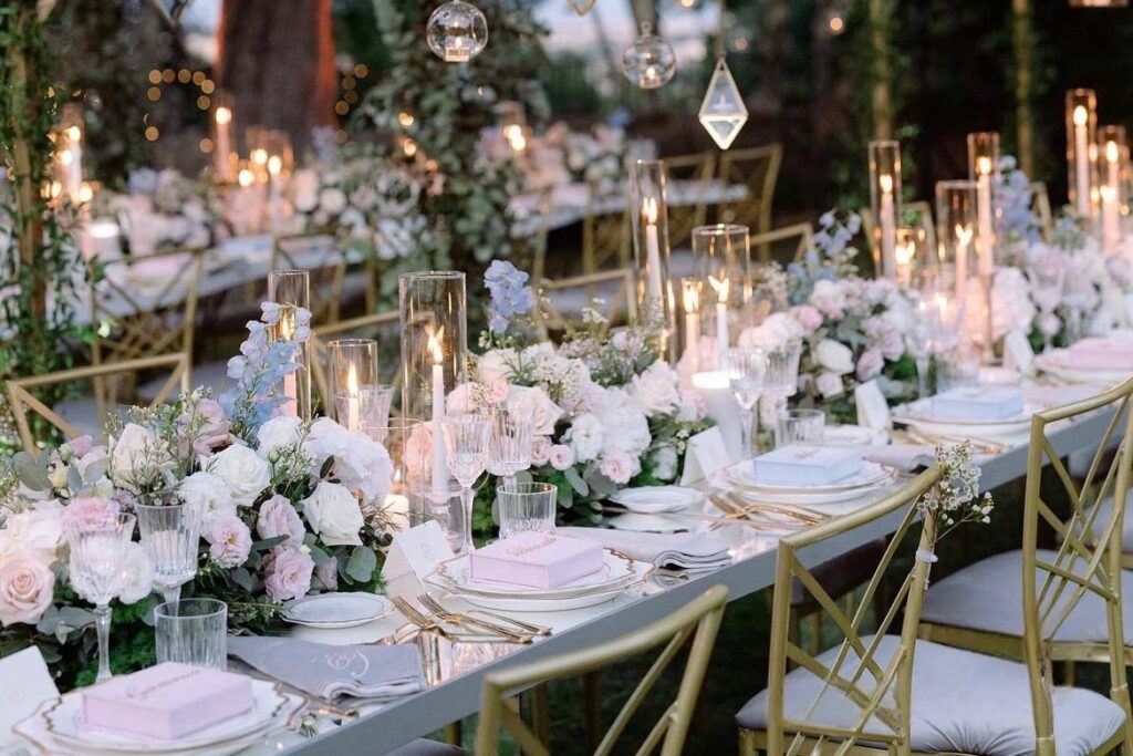 Rectangular table setting